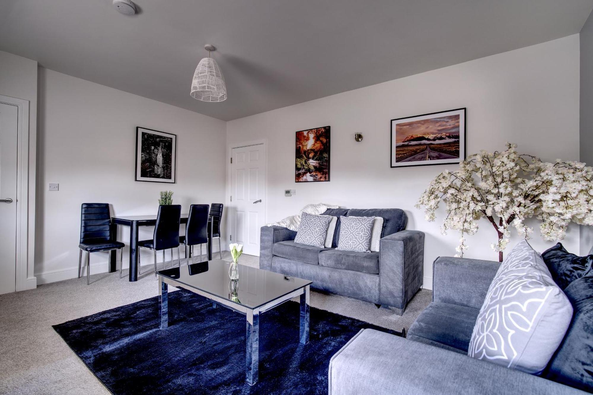 St George Court, Spacious 2Br Apartments, City Centre, Self Check In, Parking, By Derbnb Derby Exterior photo