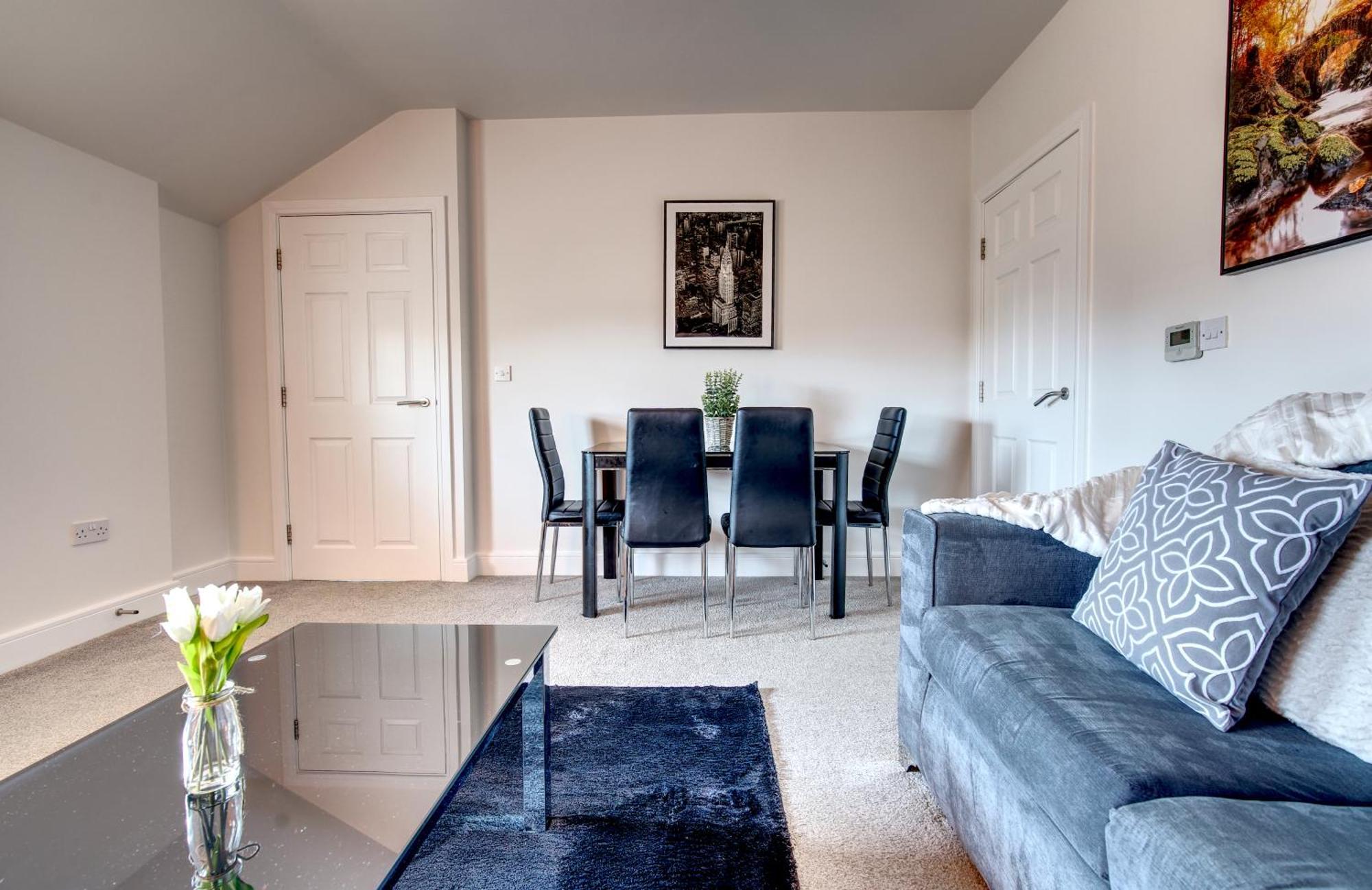 St George Court, Spacious 2Br Apartments, City Centre, Self Check In, Parking, By Derbnb Derby Exterior photo