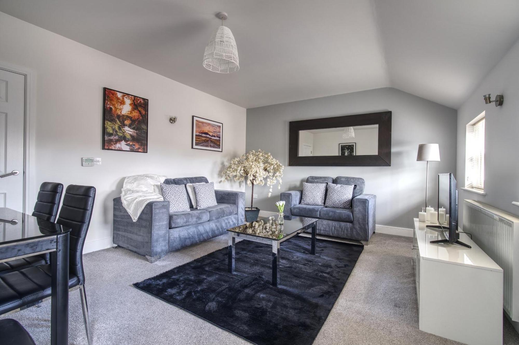 St George Court, Spacious 2Br Apartments, City Centre, Self Check In, Parking, By Derbnb Derby Exterior photo