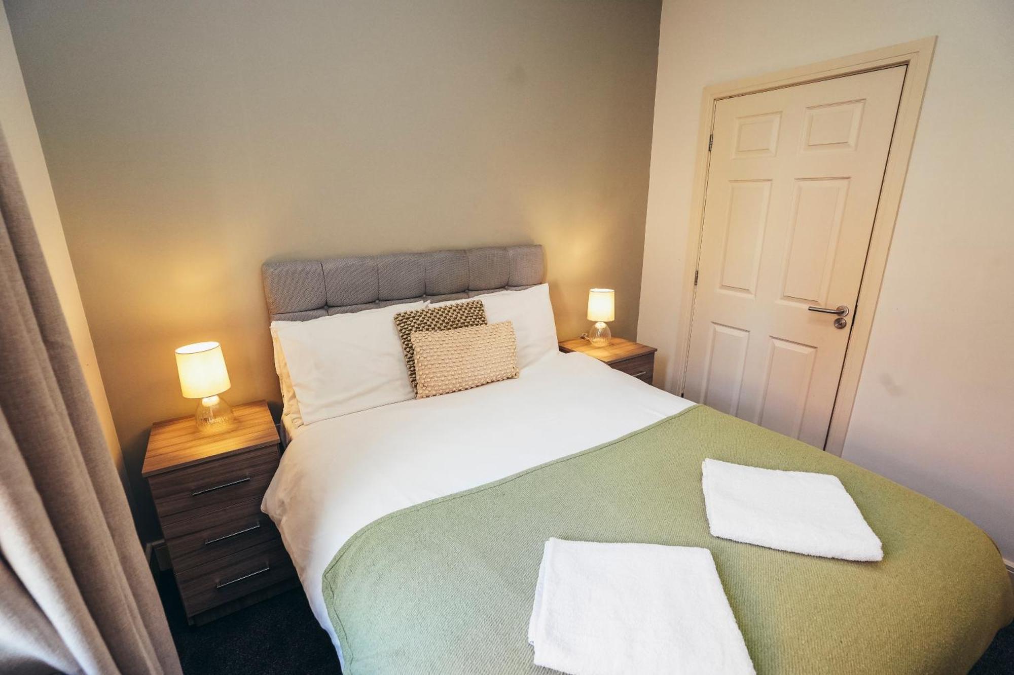 St George Court, Spacious 2Br Apartments, City Centre, Self Check In, Parking, By Derbnb Derby Exterior photo