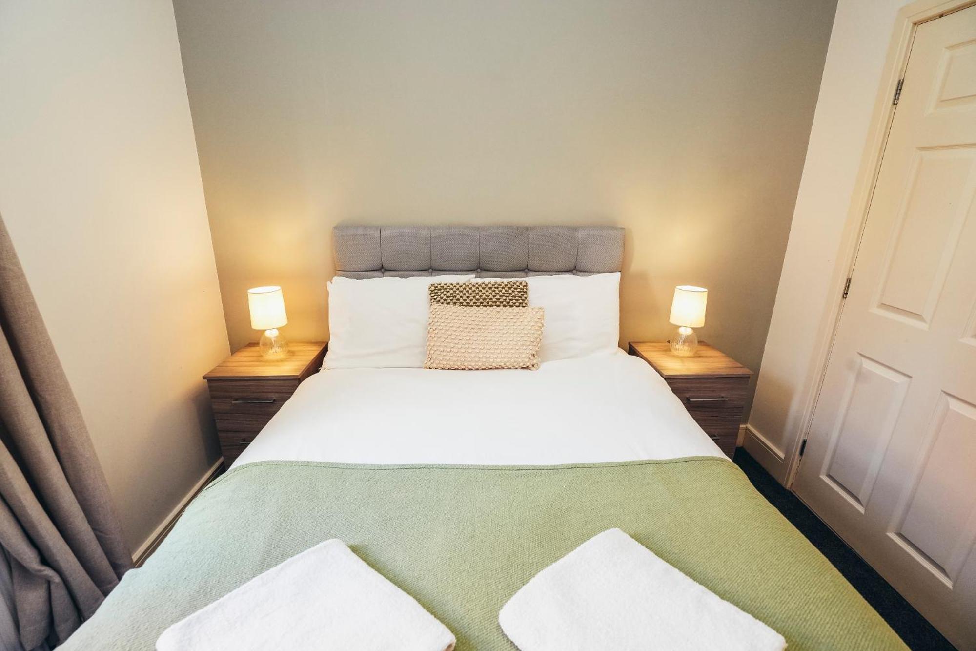 St George Court, Spacious 2Br Apartments, City Centre, Self Check In, Parking, By Derbnb Derby Exterior photo