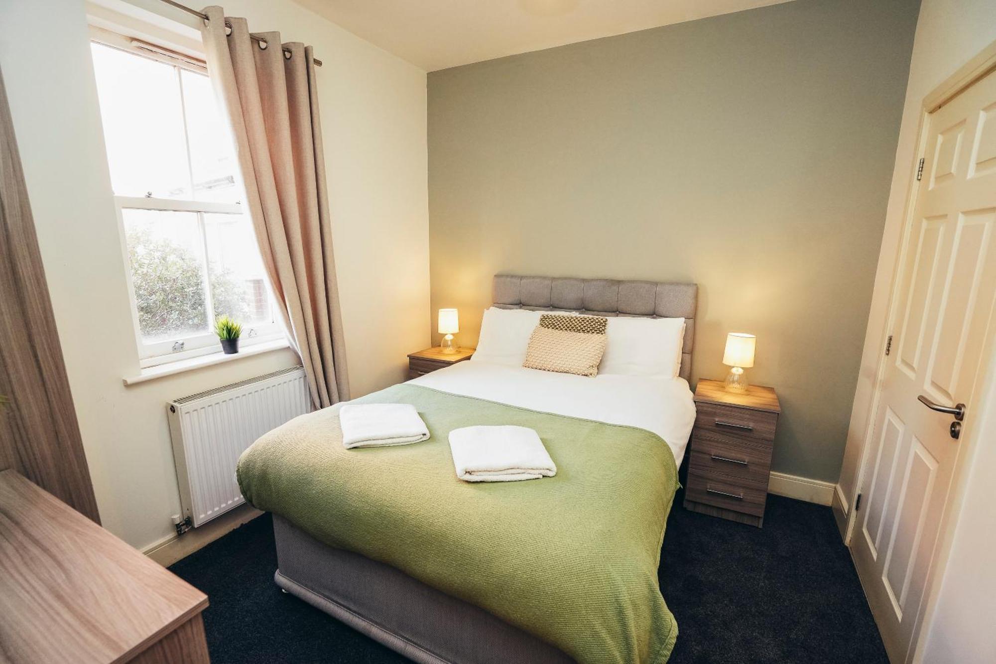 St George Court, Spacious 2Br Apartments, City Centre, Self Check In, Parking, By Derbnb Derby Exterior photo