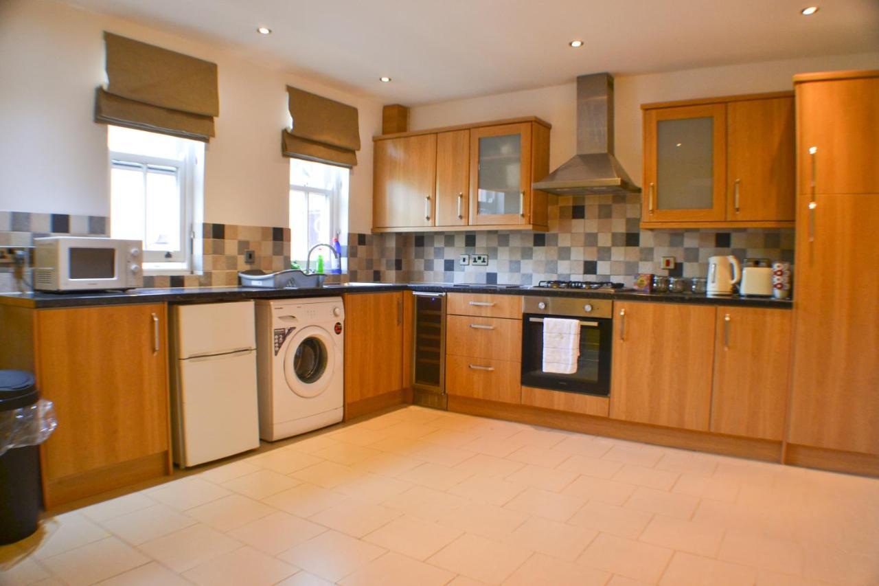 St George Court, Spacious 2Br Apartments, City Centre, Self Check In, Parking, By Derbnb Derby Exterior photo